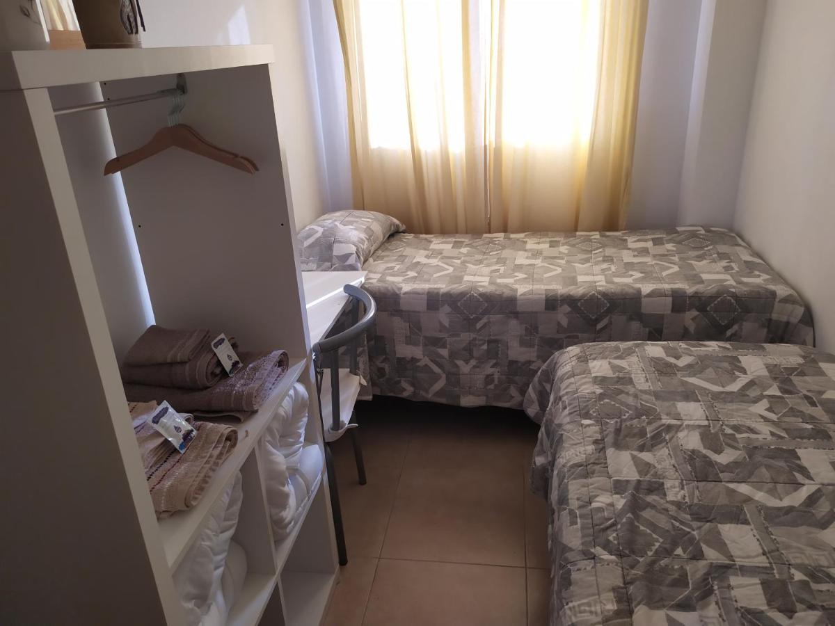 Habitacion En Un Apartamento Делтебре Екстериор снимка